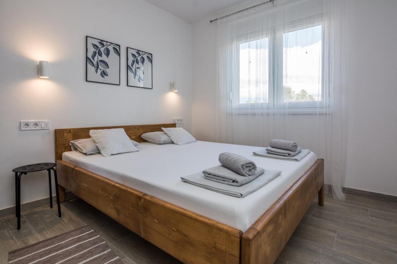 Apartments Pejakovic Vir Εξωτερικό φωτογραφία