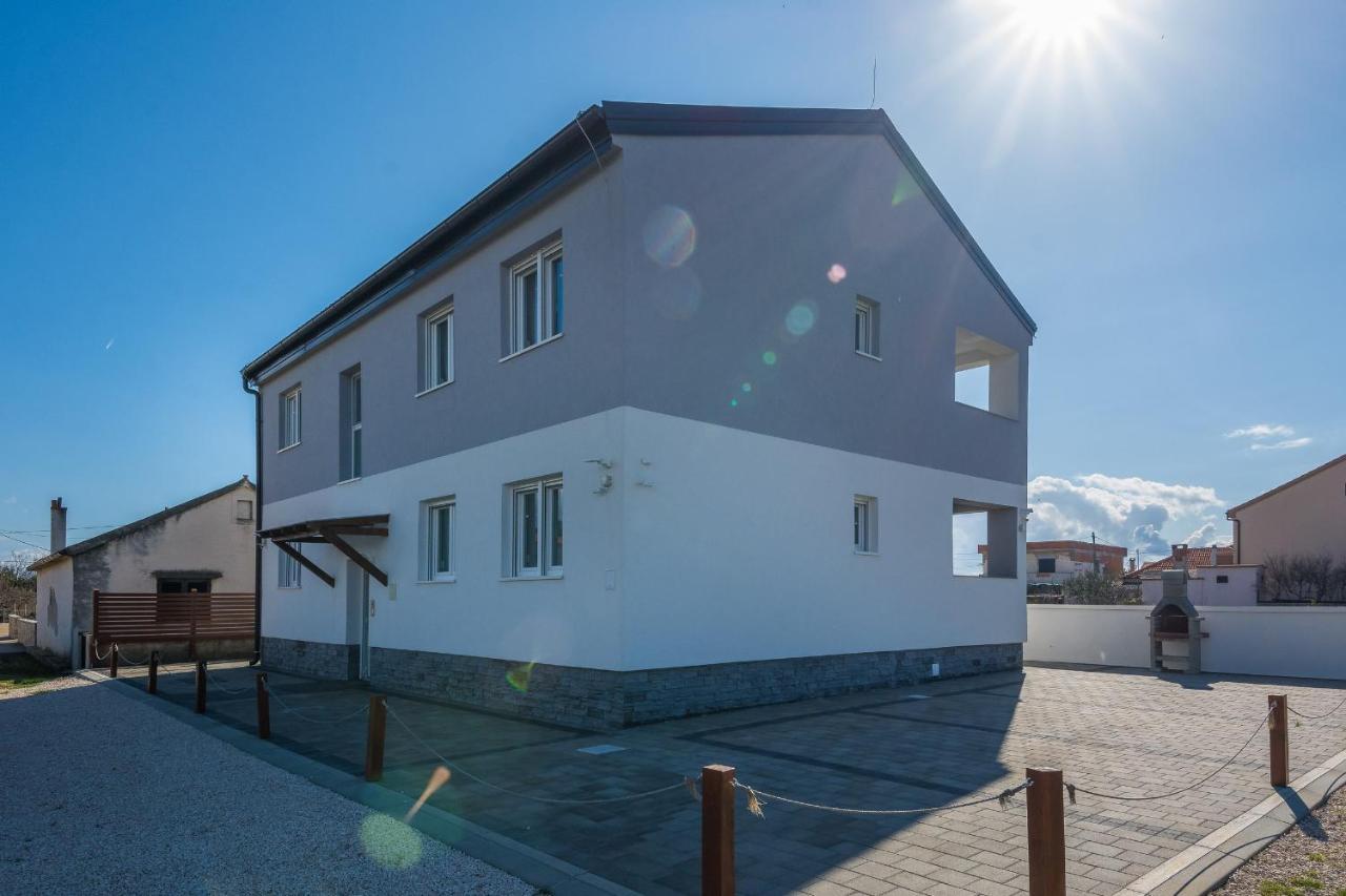 Apartments Pejakovic Vir Εξωτερικό φωτογραφία