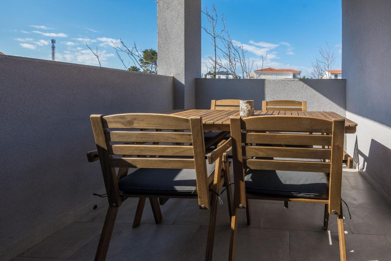 Apartments Pejakovic Vir Εξωτερικό φωτογραφία