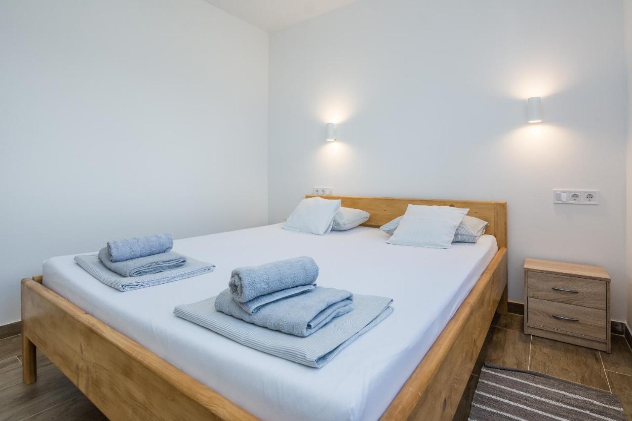 Apartments Pejakovic Vir Εξωτερικό φωτογραφία